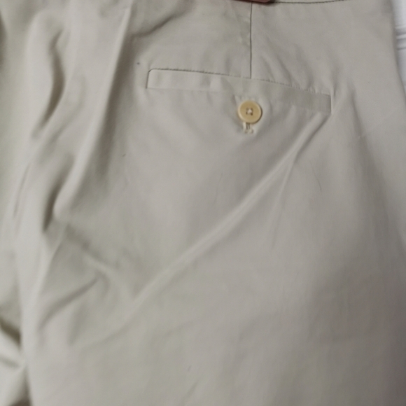 Jones New York Stretch shorts - Picture 3 of 10